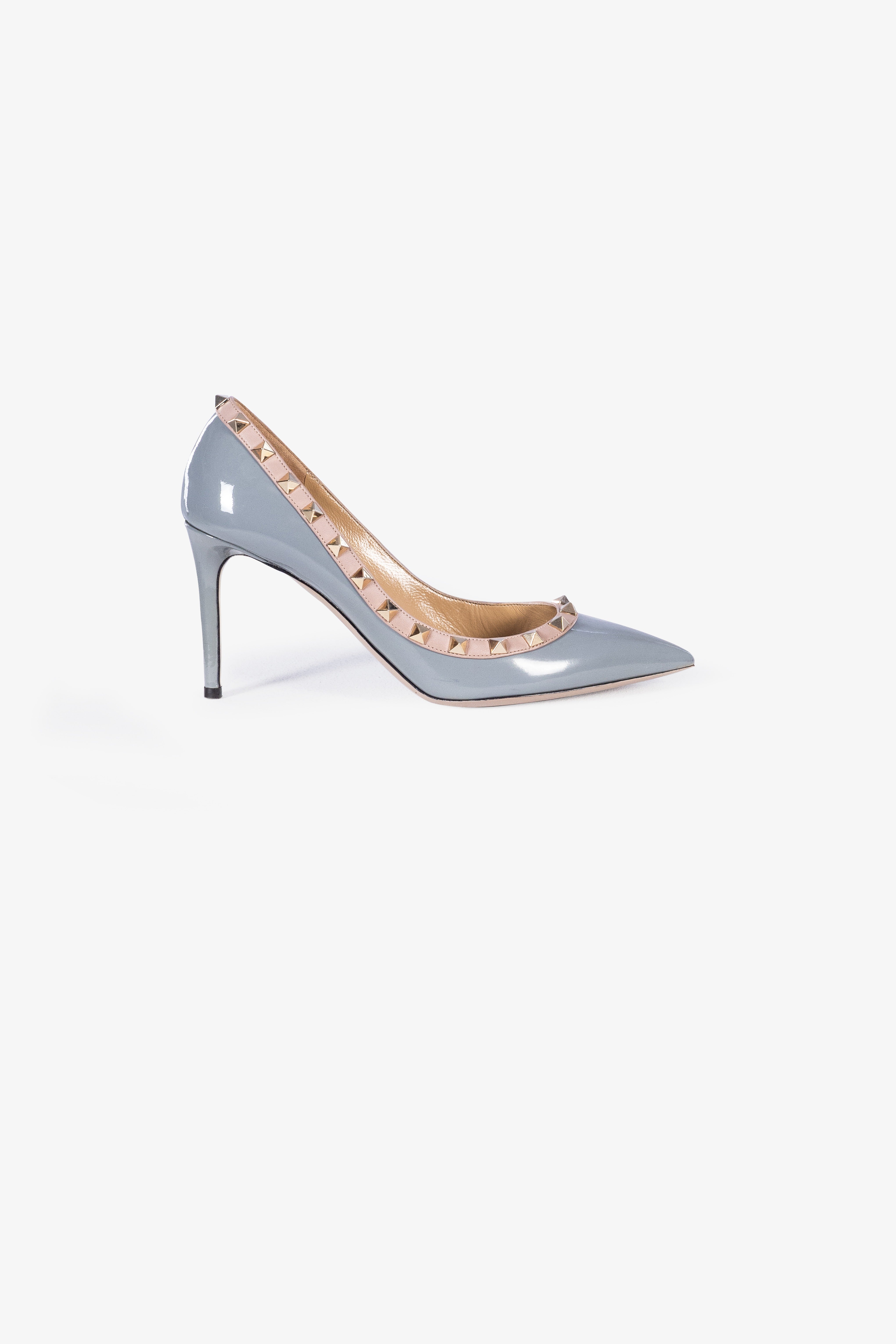 Décolleté Rockstud Patent Leather Pumps