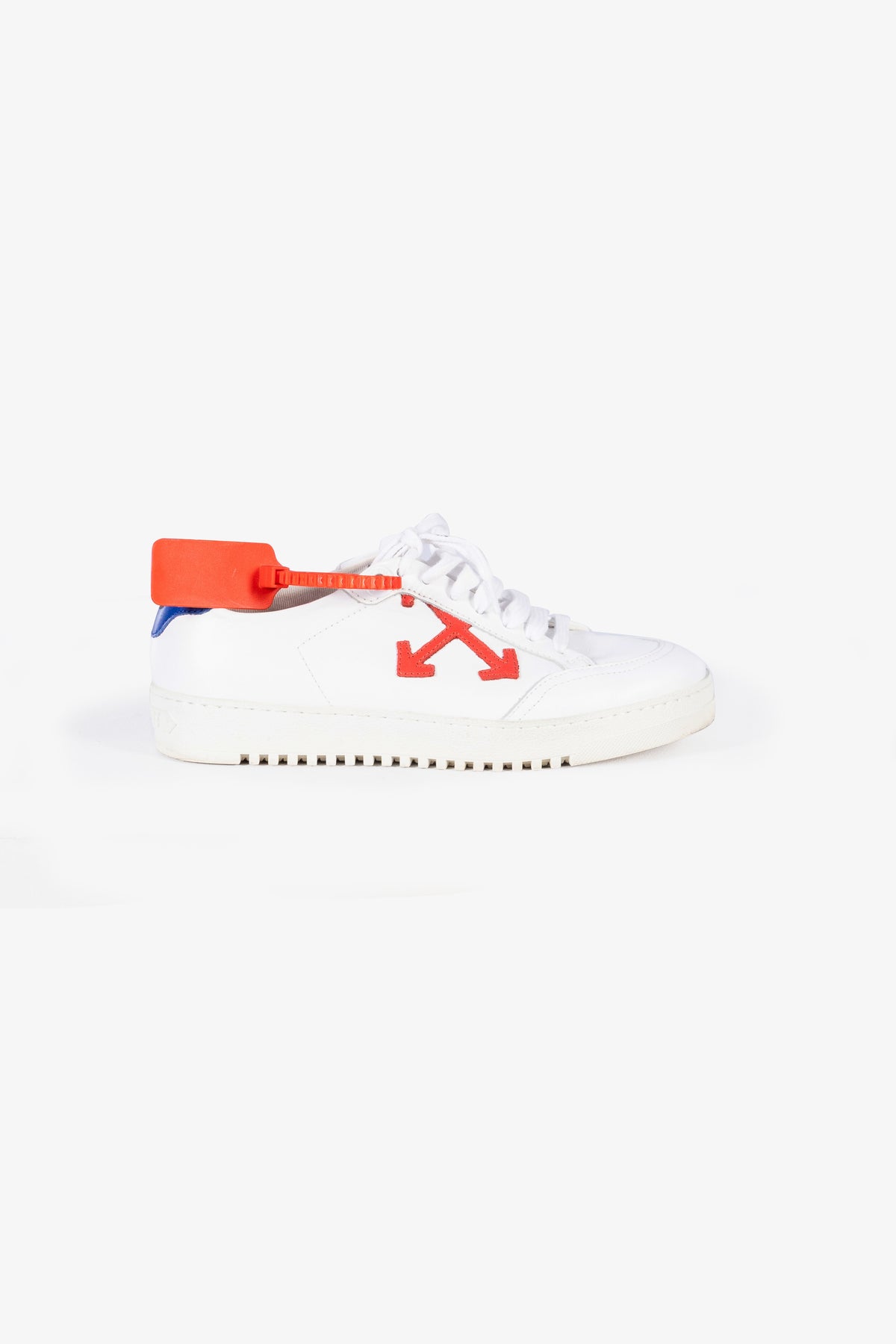 Off-White 2.0 Low Top Sneakers