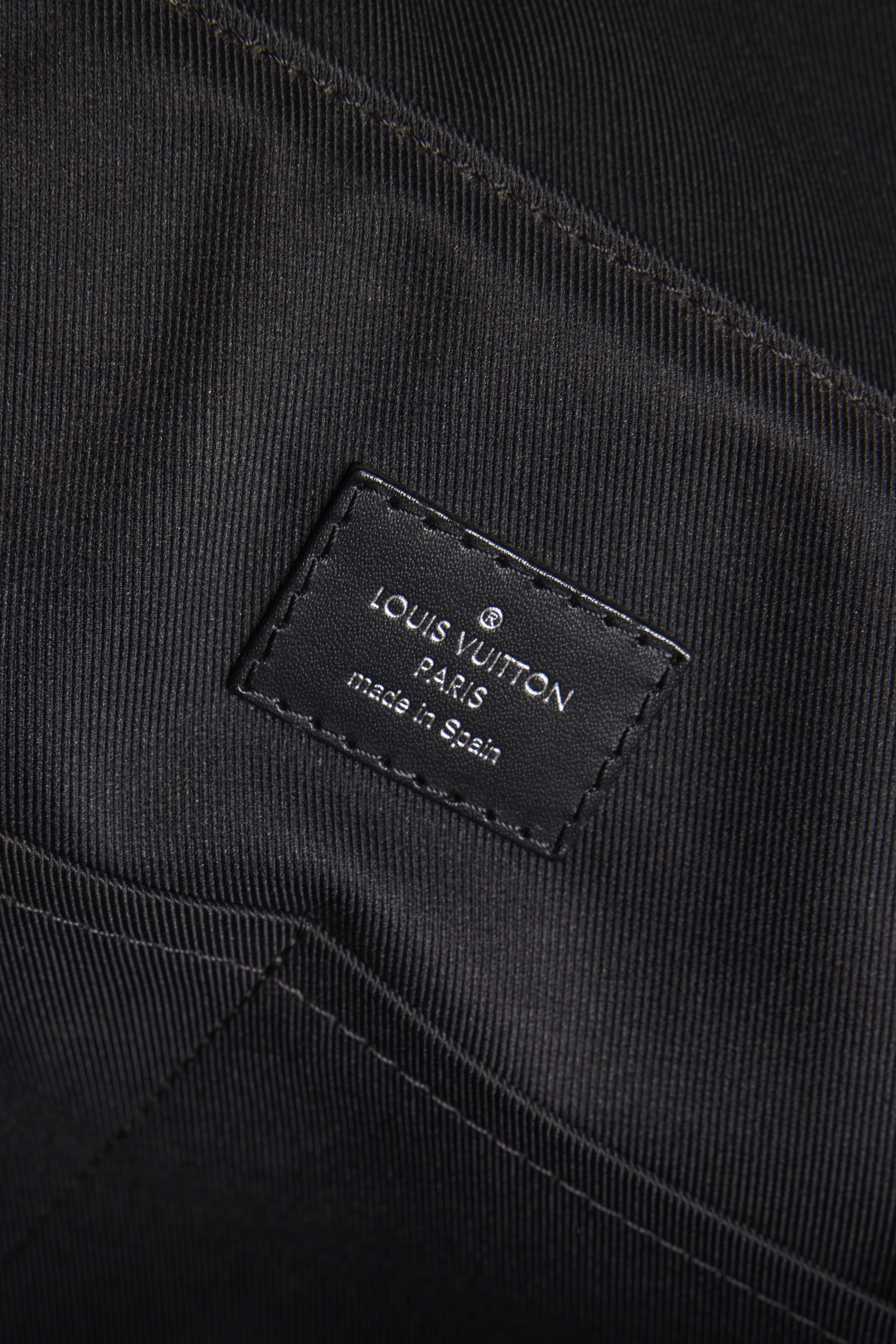 Damier Graphite District PM